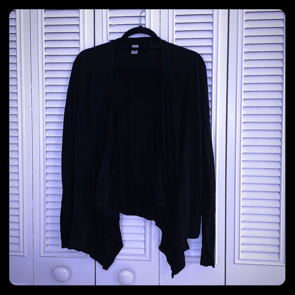 Old Navy Draped Black Long-Sleeved Open Top